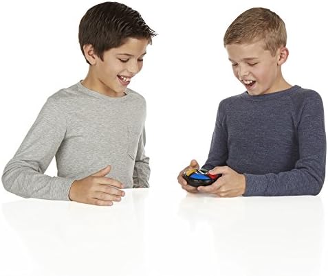 Hasbro Gaming Simon Micro Series Electronic Memory Game 5 Hasbro Gaming Simon Micro Series Electronic Memory Game - Image 5